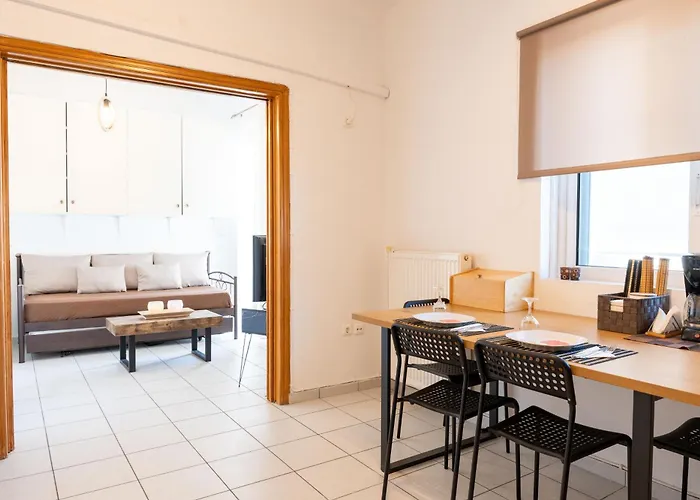 Artemida Beach Apartment