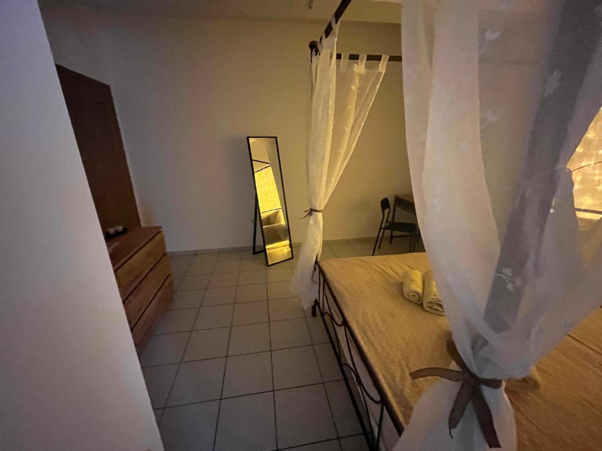 Artemida Beach Apartment *