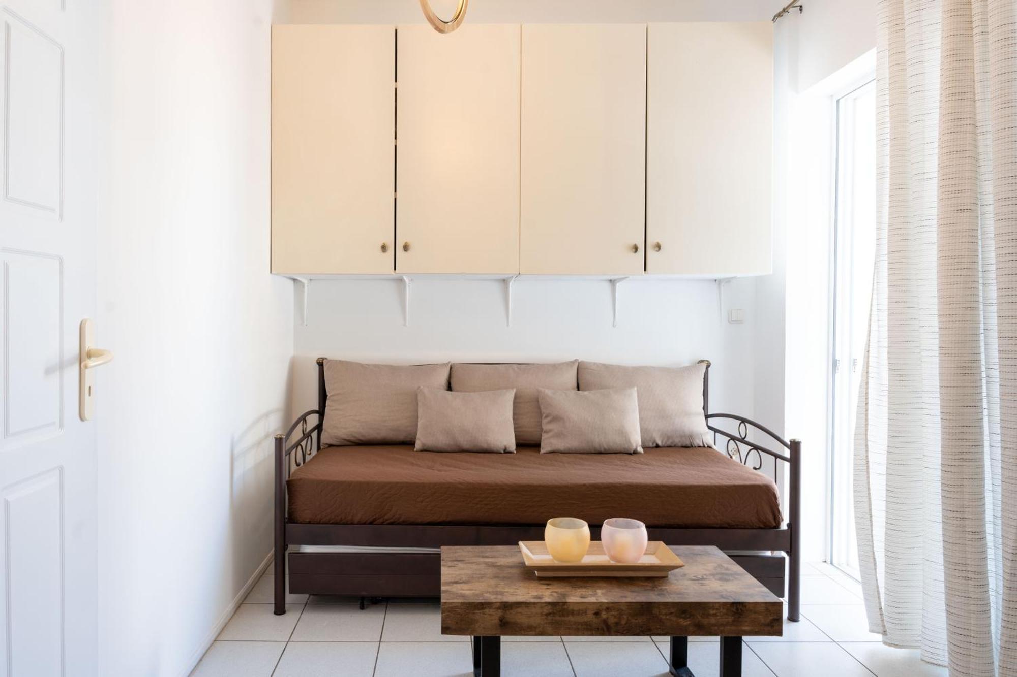 Artemida Beach Apartment *