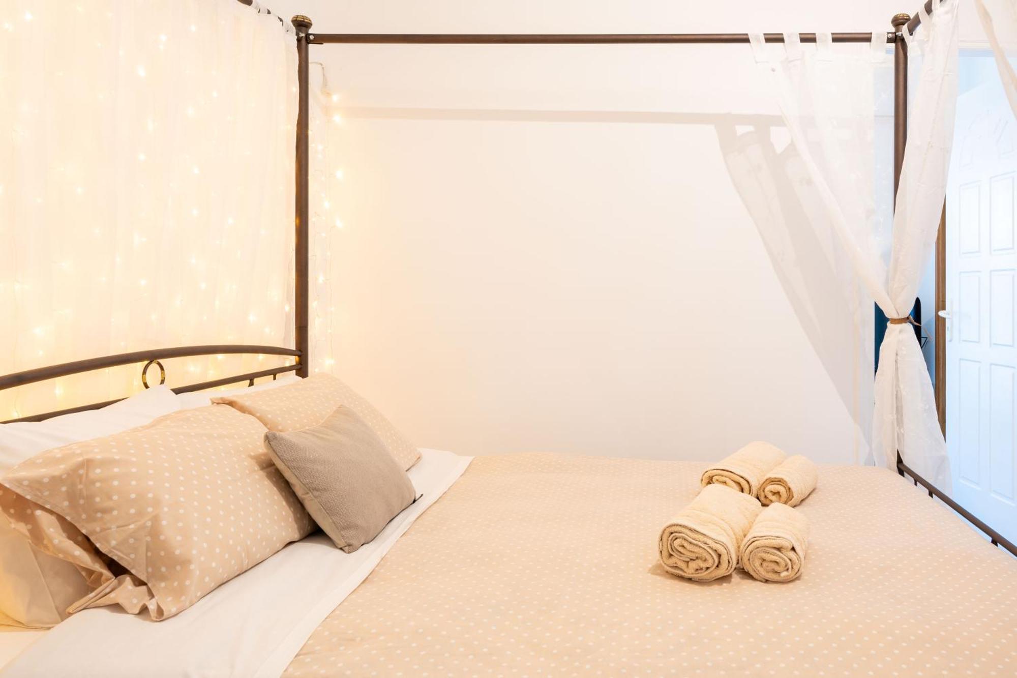 Artemida Beach Apartment Apartment *
